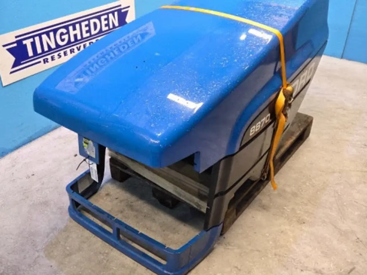 Billede 19 - Ford 8870 Motorhjelm