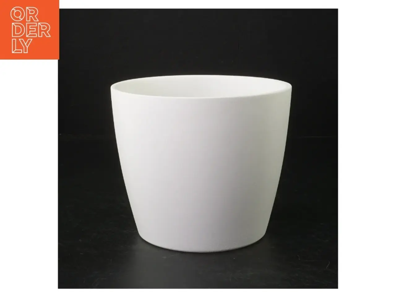 Billede 1 - Hvid Keramik Krukke (str. H. 12,5 cm ø. 15 cm)