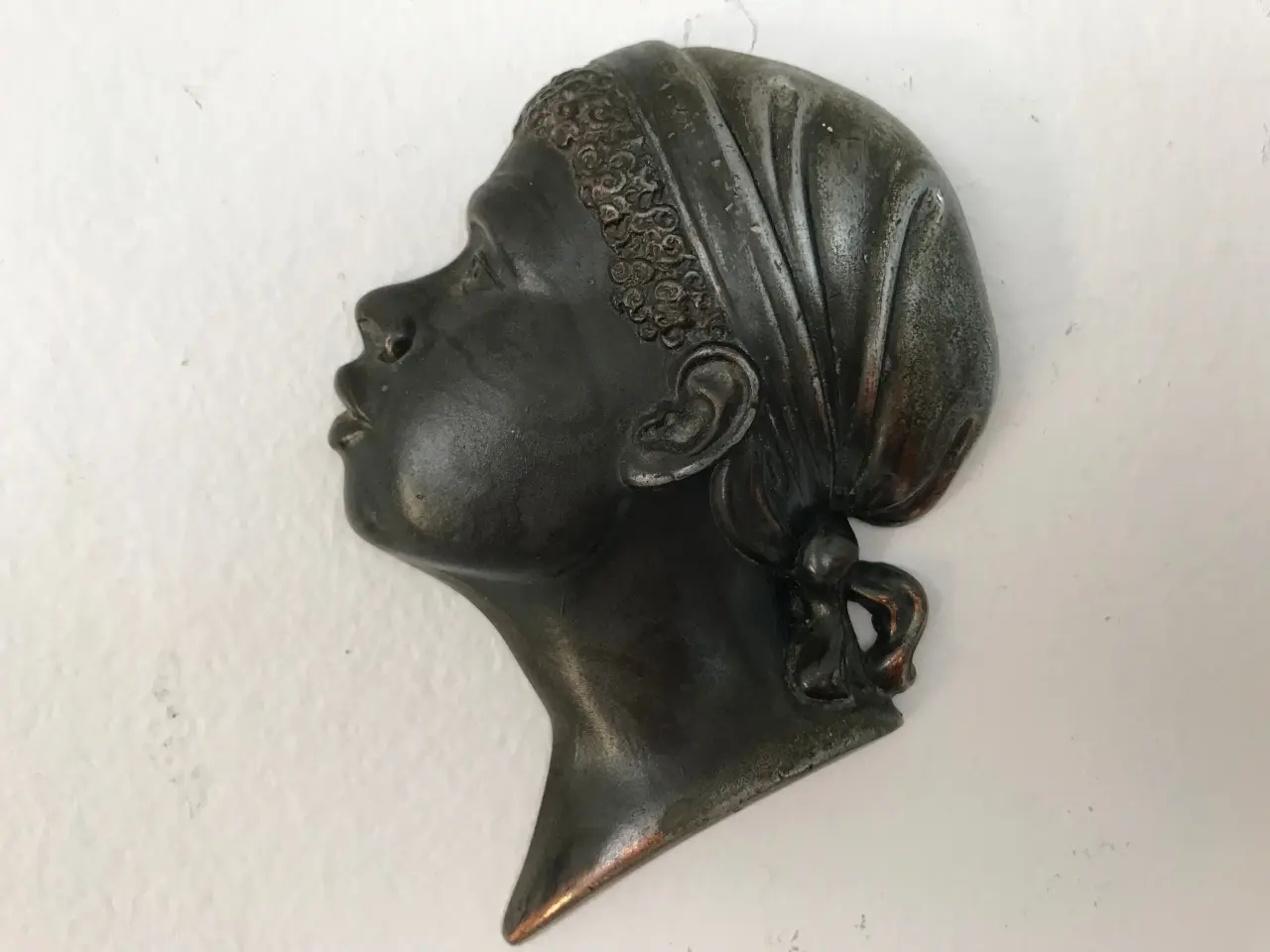 Billede 8 - Vintage kvindehoved, støbejern (O.W.G.)