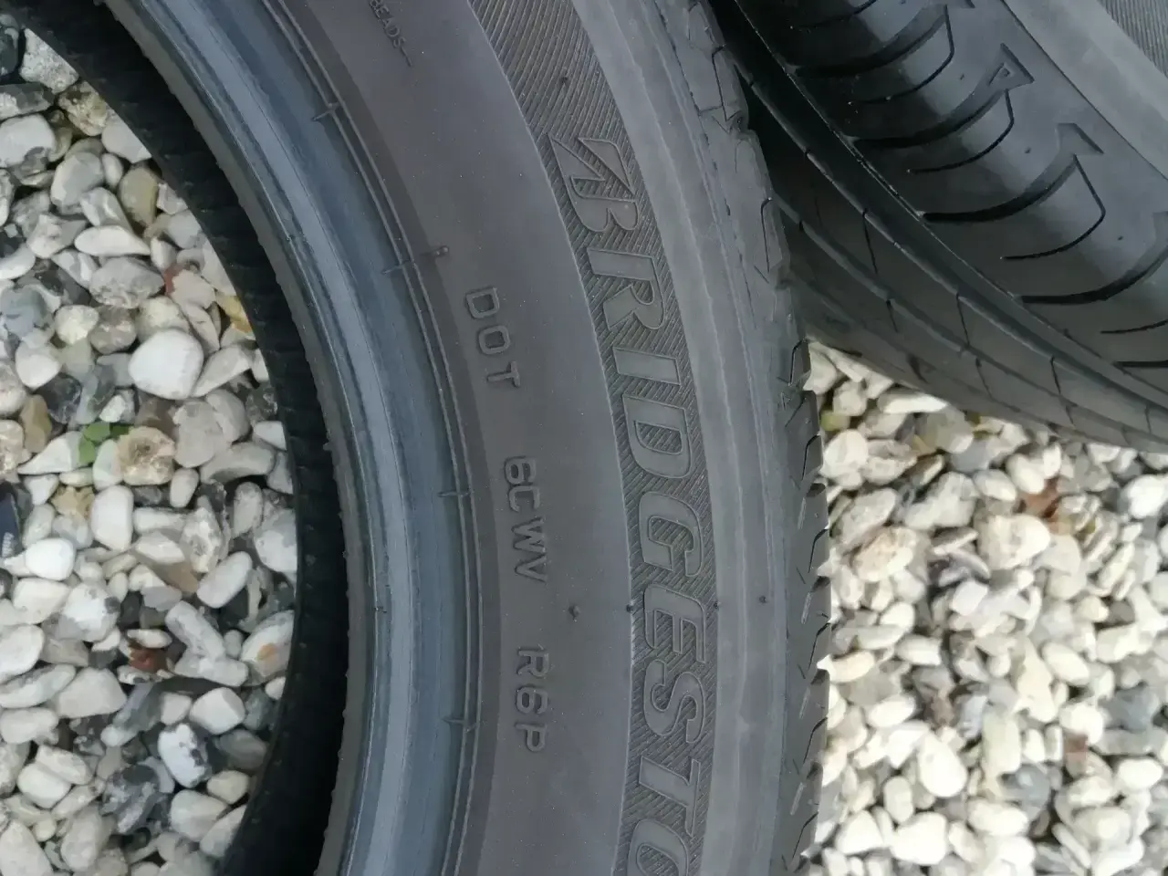 Billede 3 - 16" Bridgestone sommerdæk, som nye 195-60-16 ,