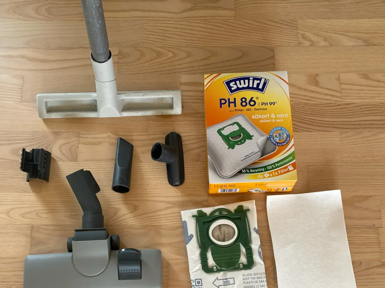 Billede 5 - Sort Philips støvsuger, inkl ekstra poser