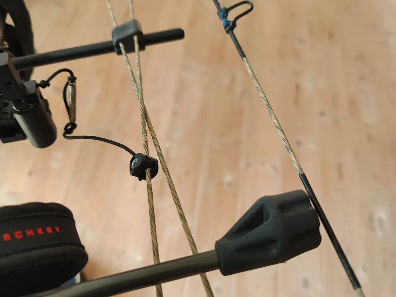 Billede 3 - 60lbs Compound bue og ekstra udstyr