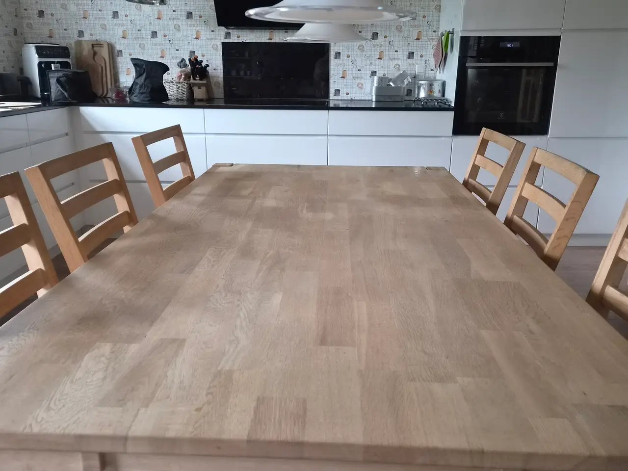 Billede 1 - Spisebord med 8 stole