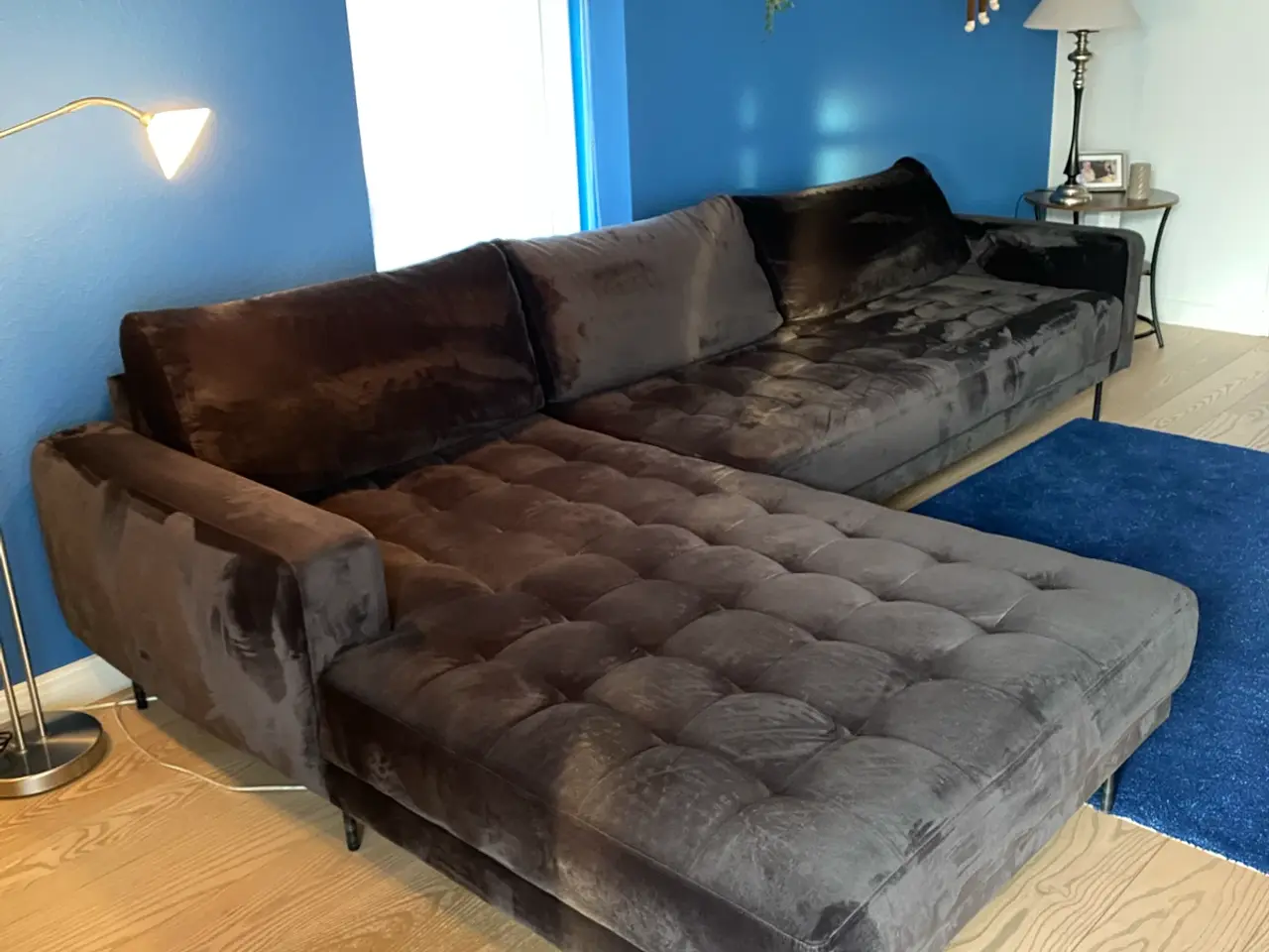 Billede 1 - Sort velour chaiselong sofa