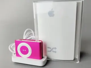 ⭐️· 💖 Apple iPod Shuffle (2. generation) - 1 GB 