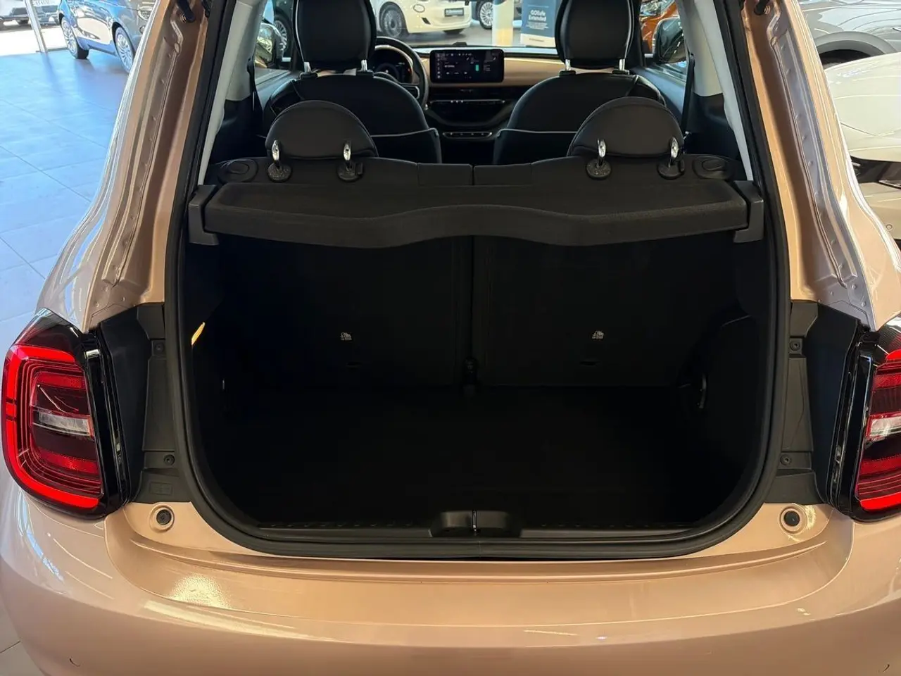 Billede 10 - Fiat 500e 42 Icon