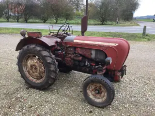Porsche 133