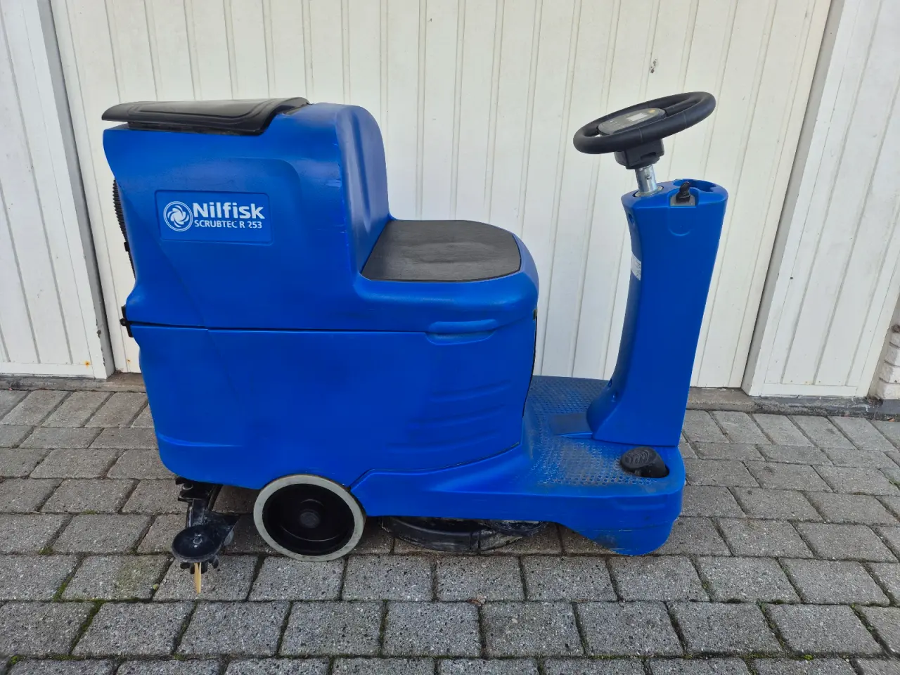 Billede 1 - Nilfisk Scrubtec R253 gulvvaskemaskine 