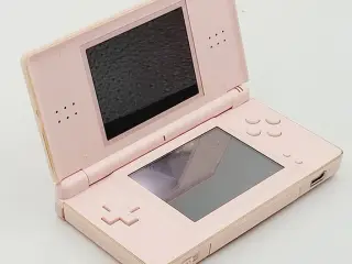 ⭐️· Nintendo DS Lite - Ladekabel - Etui