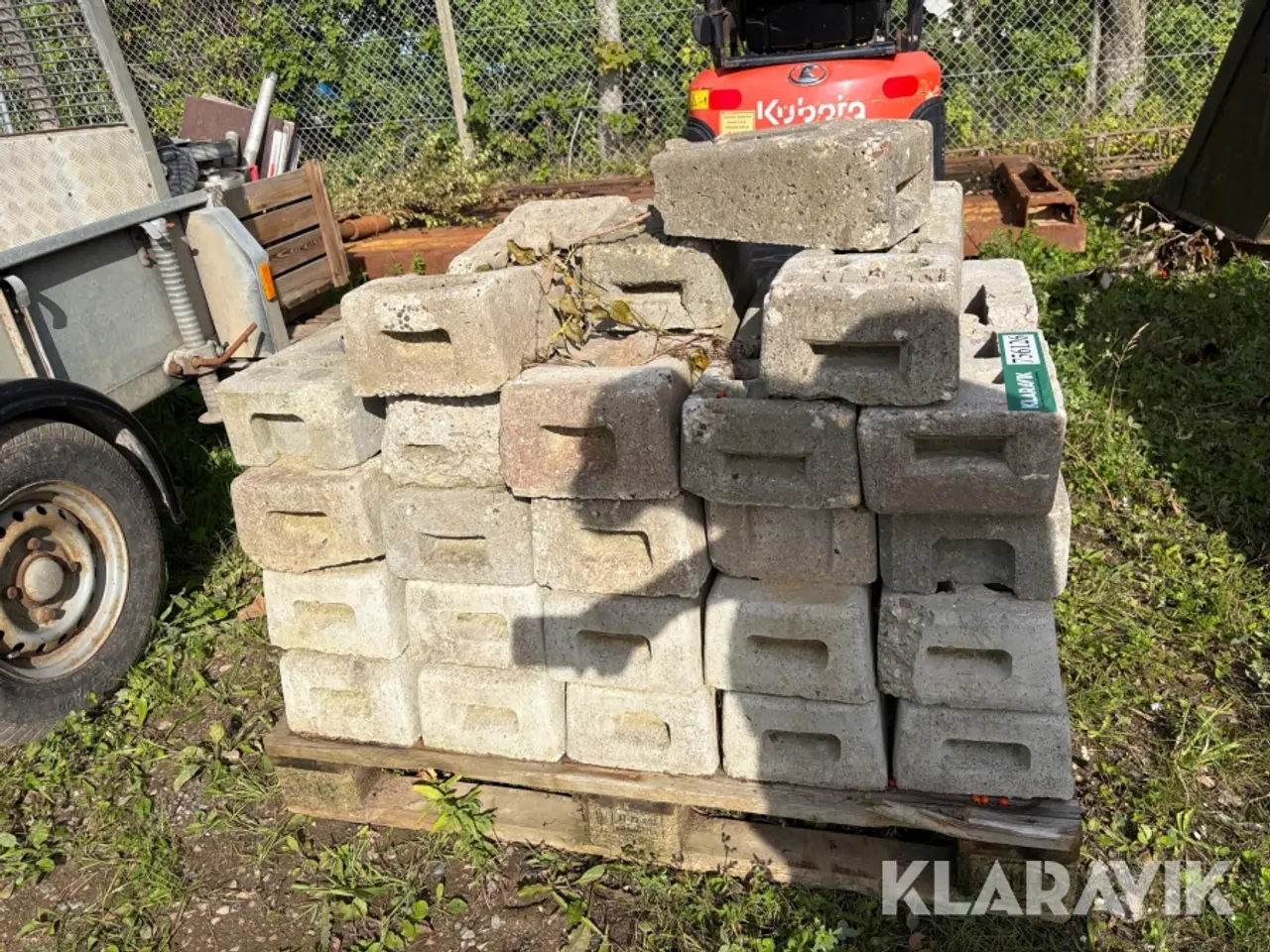 Billede 2 - Beton klodser til hegn 30 styk
