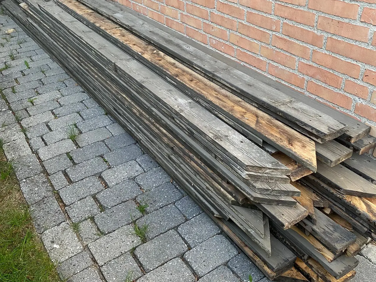 Billede 2 - Gratis træbrædder til afhentning, 25–30 m²