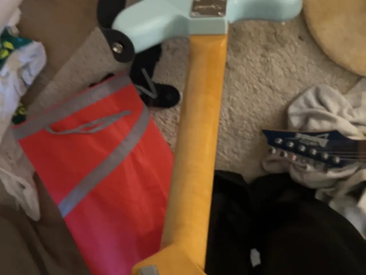 Billede 4 - 4 guitarer sælges også hvis kun vil ha 1