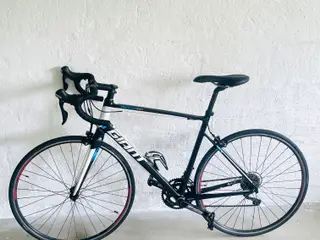 🚴 GIANT DEFY | Shimano 105 | 2x10 | 55 cm M/L | M