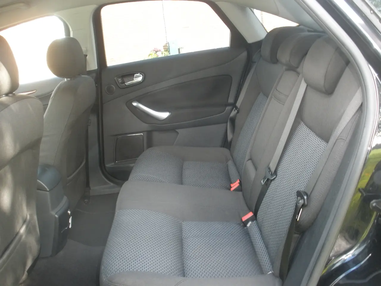 Billede 7 - Ford Mondeo 2,0I Ghia 4 dørs
