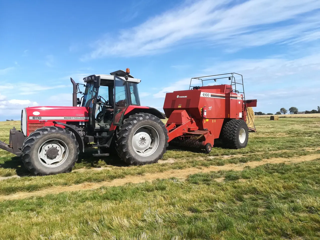 Billede 1 - Hesston 4900