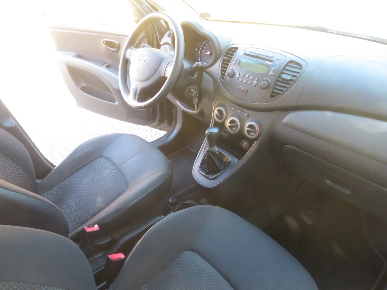 Billede 15 - Hyundai i 10 1.1 i År 13. Nysynet.