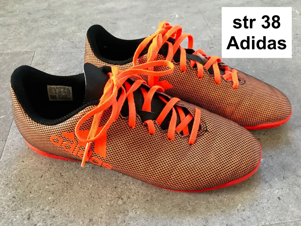 Billede 1 - 64) Str 38 Adidas indendørssko