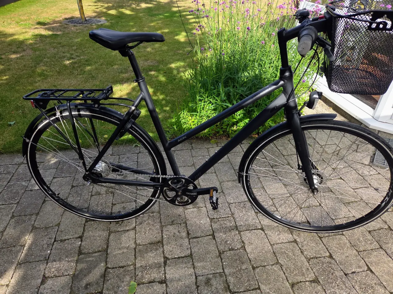 Billede 1 - Flot MBK Genesis 2 pige/dame cykel