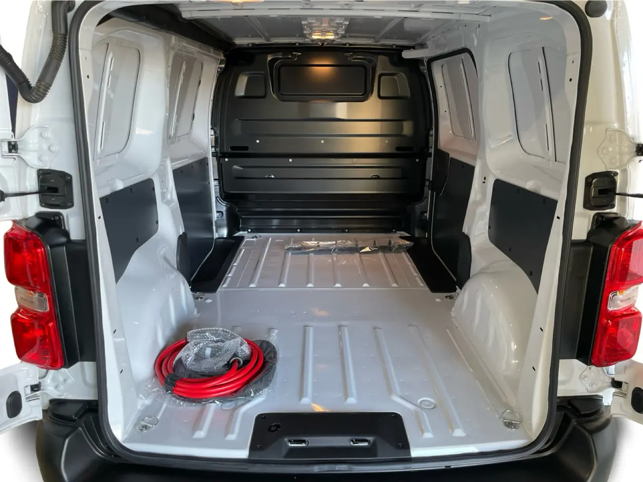 Billede 11 - Peugeot e-Expert 75 L2 Plus Van