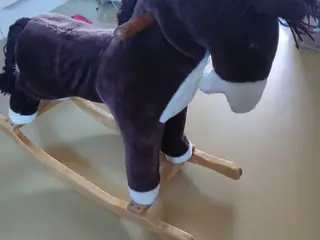 Fin brugt gyngehest 