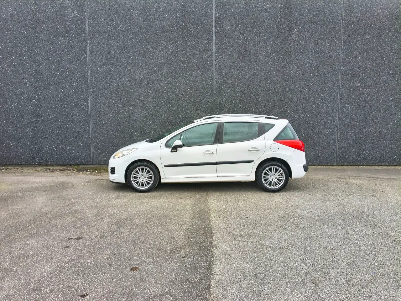 Billede 1 - Peugeot 207 SW 1,6 HDI Comfort Plus 90HK Stc