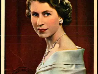 Dronning Elizabeth II - Brugt
