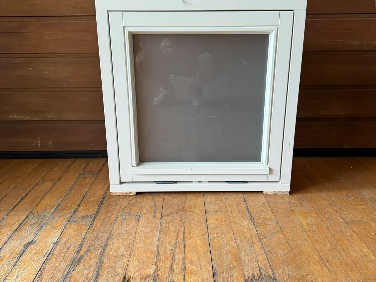 Billede 1 - Nyt træ vindue med satin glas 59 x 59 cm