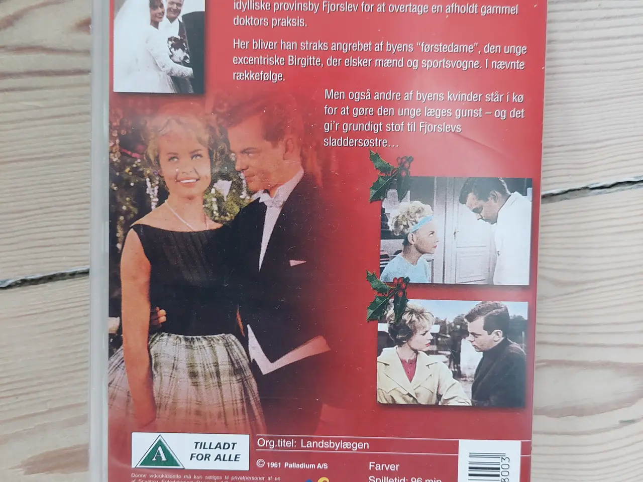 Billede 2 - Landsbylægen VHS dansk film