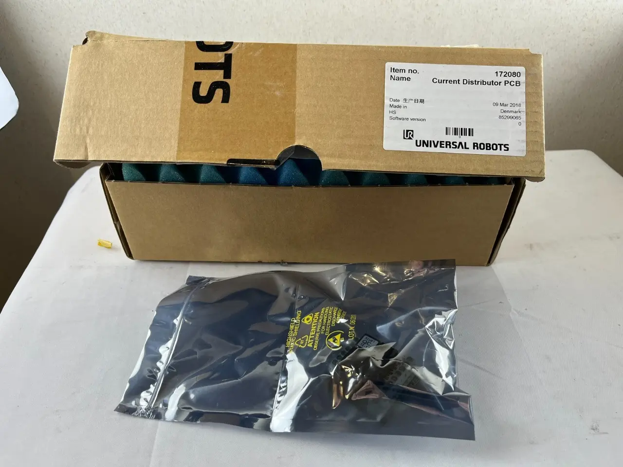 Billede 2 - Universal Robots 172080 Current Distributor PCB