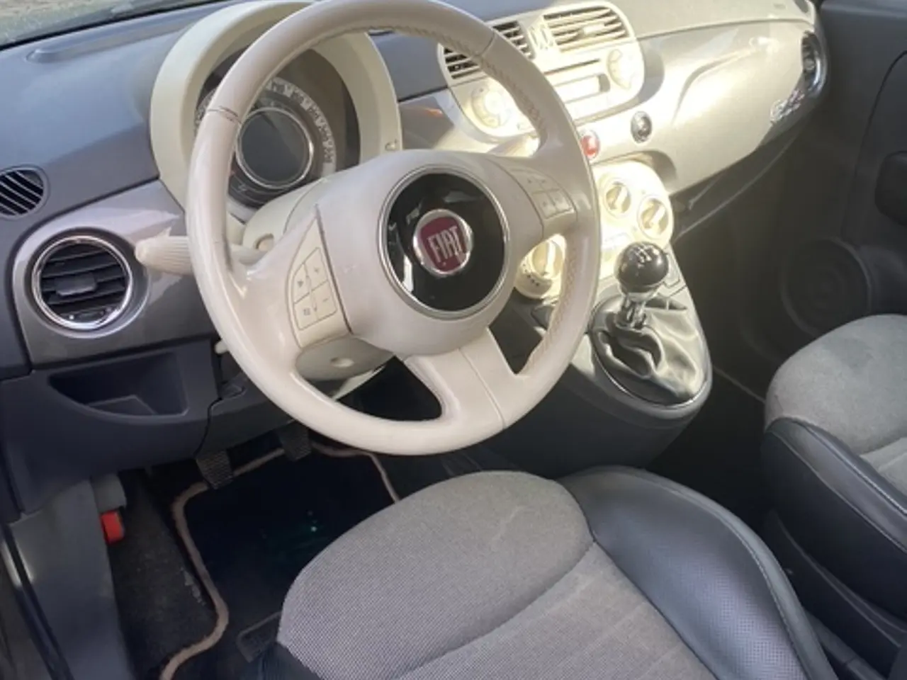 Billede 8 - Fiat 500C 2012 Lounge Foldetag. 