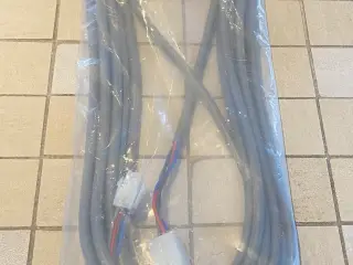 Lewmar control cable & connectors