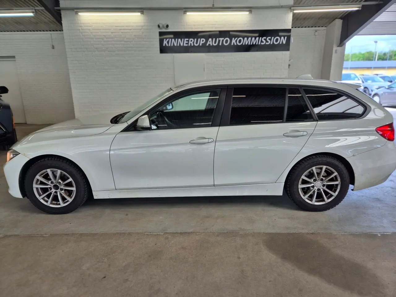 Billede 2 - BMW 318d Touring 2,0 D 143HK Stc 6g