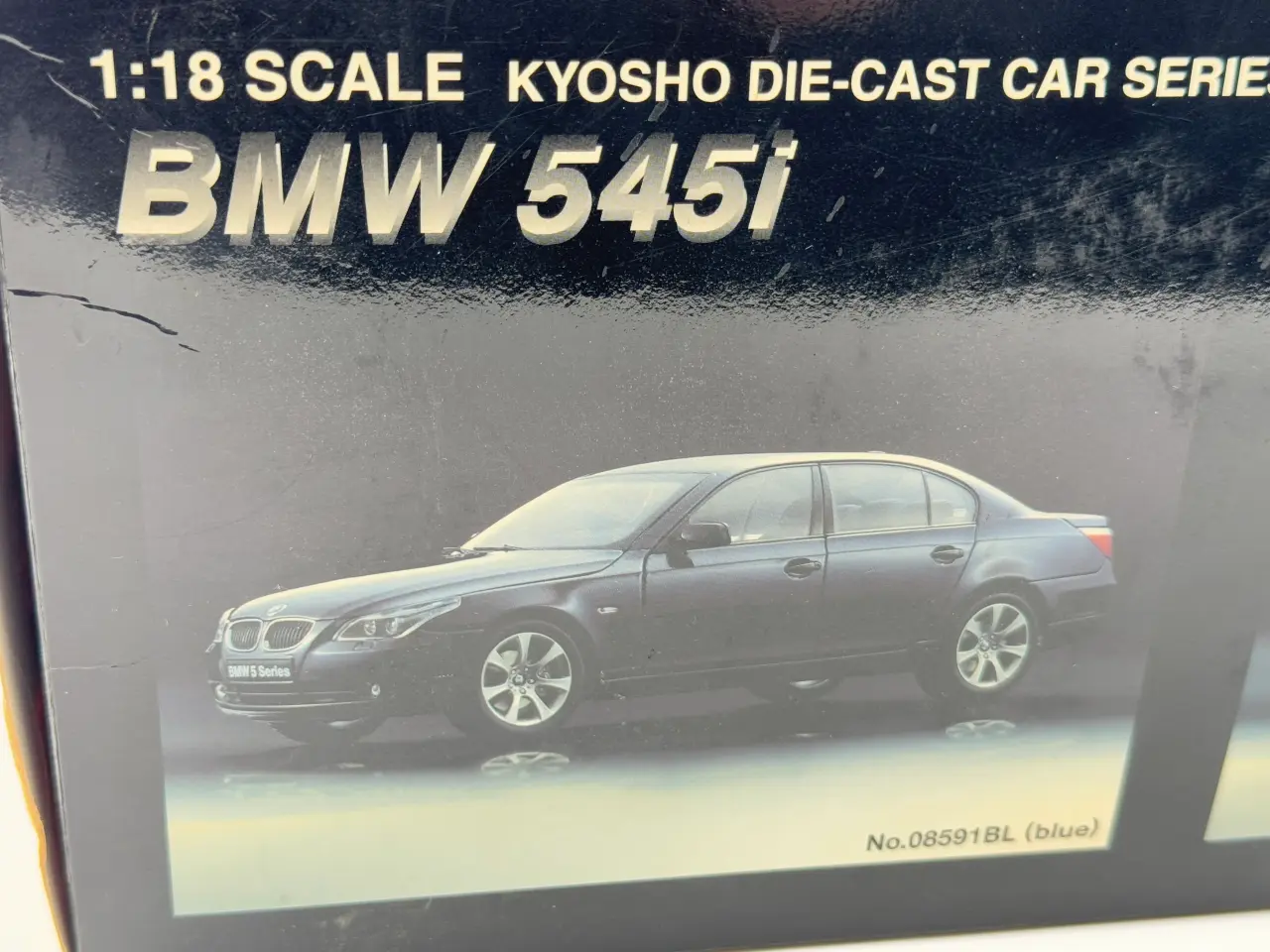 Billede 14 - 2003 BMW 545i V8 Sedan E60 - KYOSHO - 1:18