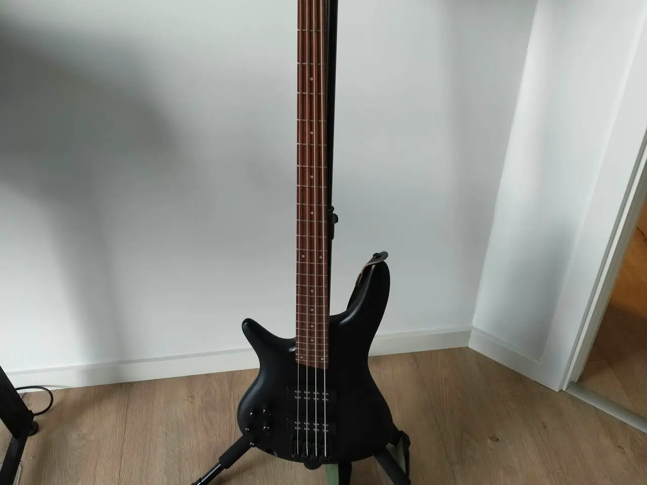 Billede 1 - Ibanez SR300EBL venstre håndet