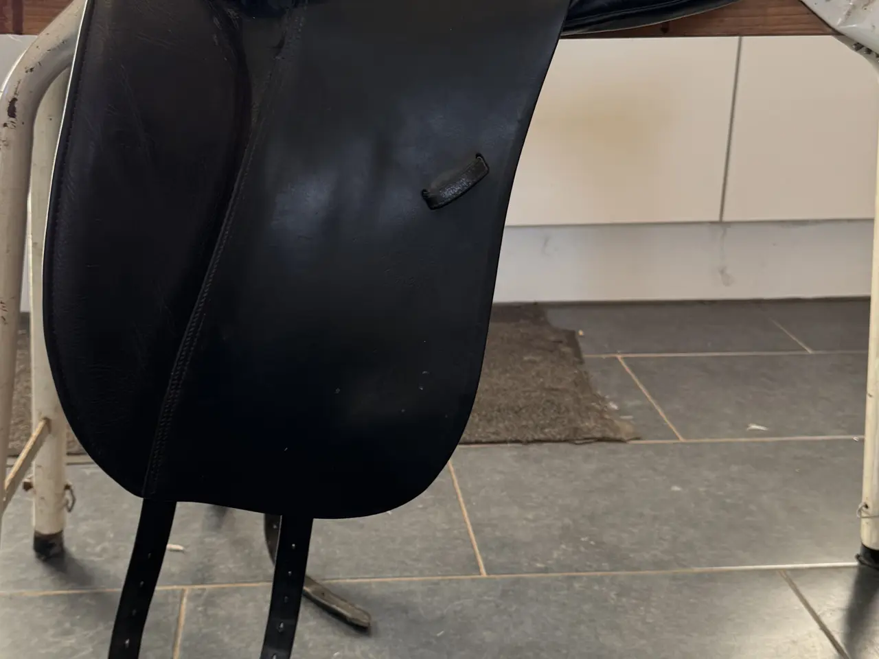 Billede 3 - Sort Stübben Genesis dressursadel.