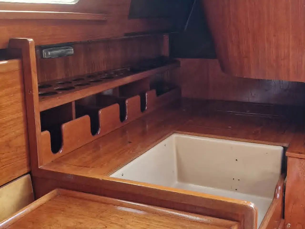 Billede 6 - Klassisk Bandholm 27 med stor sejl garderobe