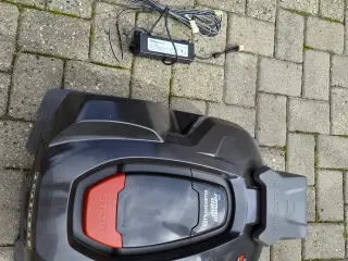 HUSQVARNA AUTOMOWER 420.