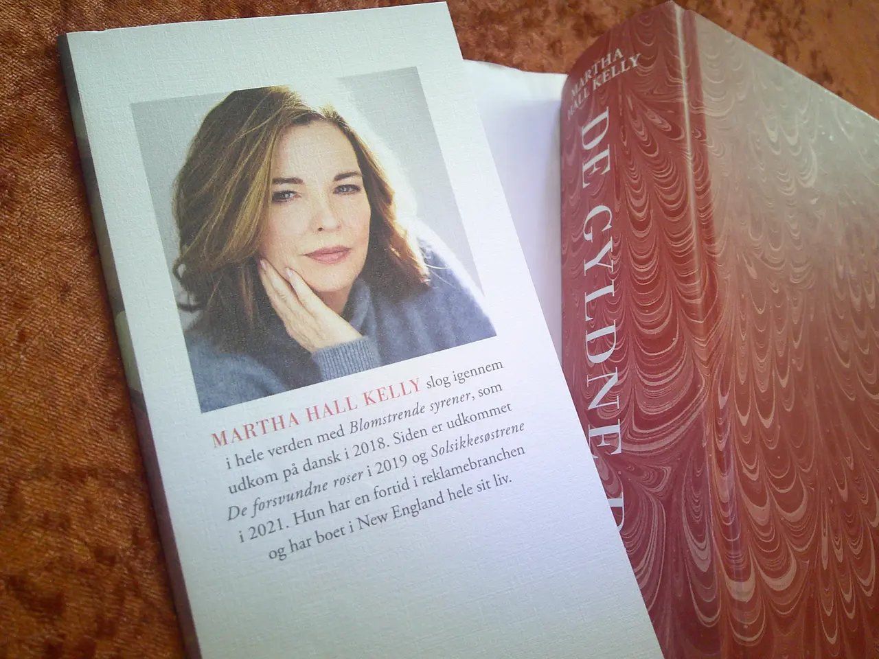Billede 2 - De gyldne duer, Martha Hall Kelly,