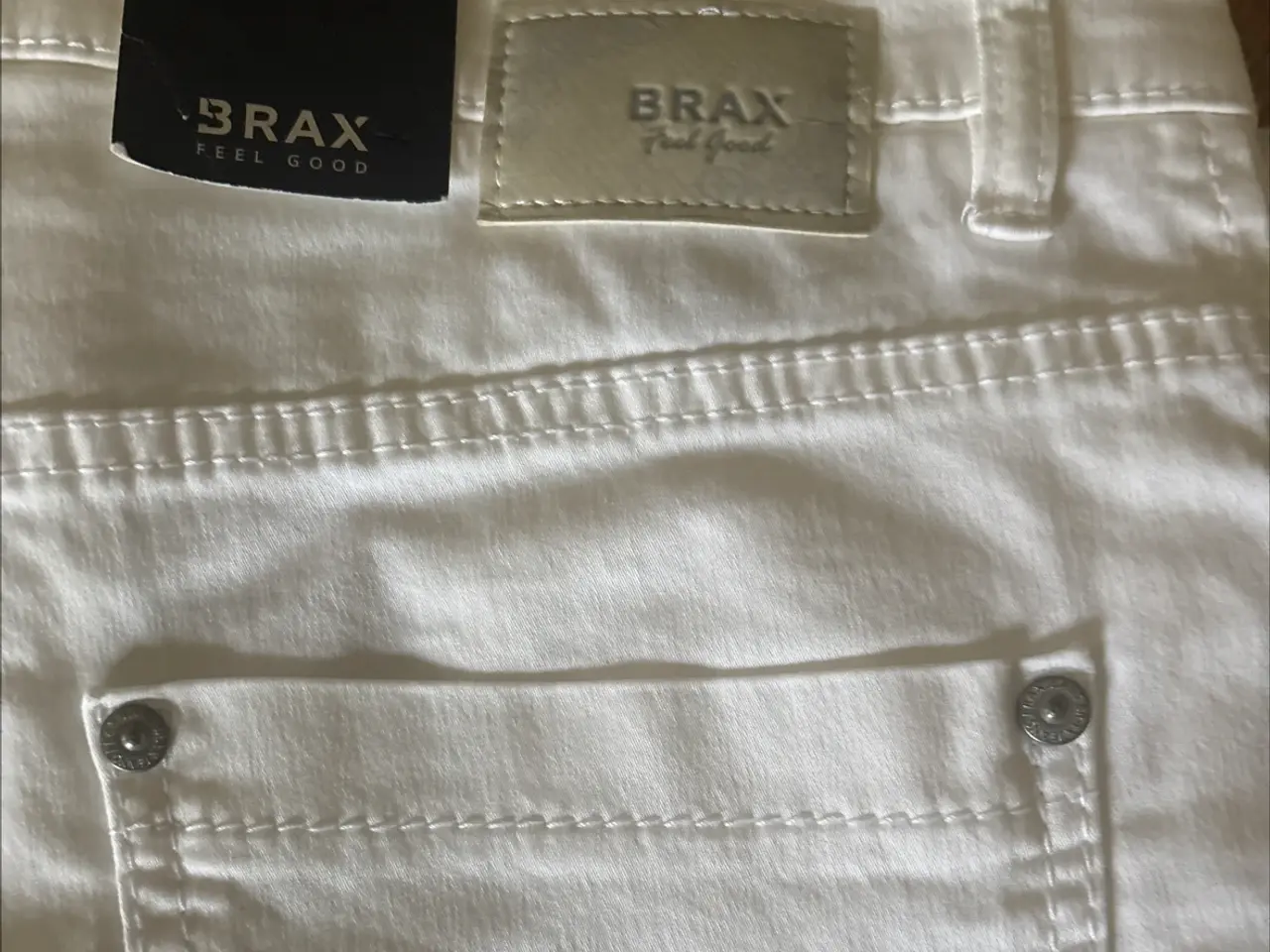 Billede 2 - Hvide Brax bukser