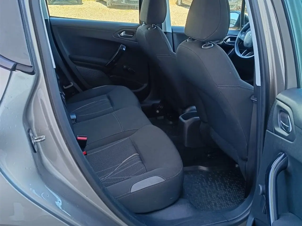 Billede 5 - Peugeot 208 1,6 e-HDi Active 92HK 3d
