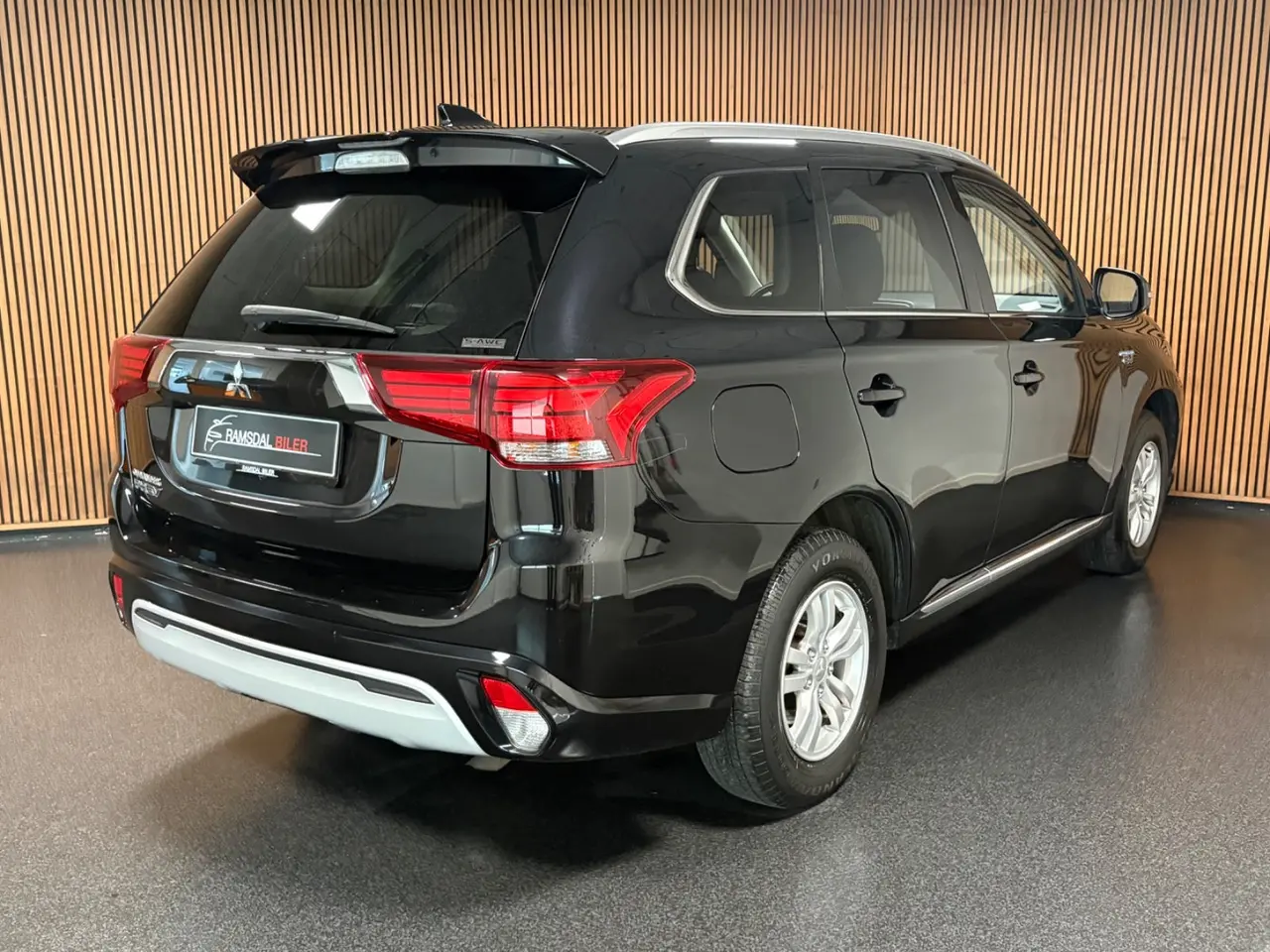 Billede 5 - Mitsubishi Outlander 2,4 PHEV Intense CVT 4WD