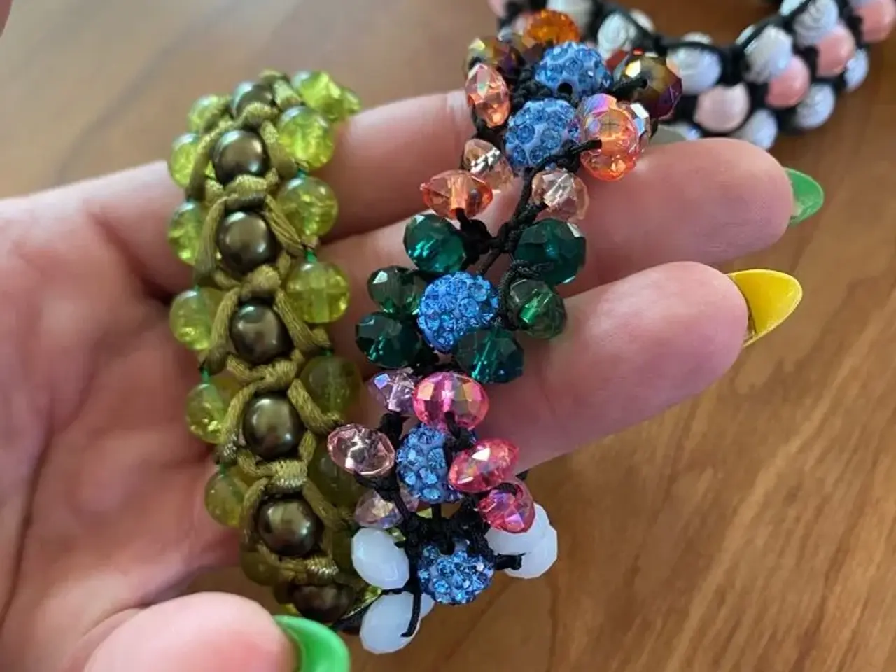 Billede 5 - Nye knyttede armbånd