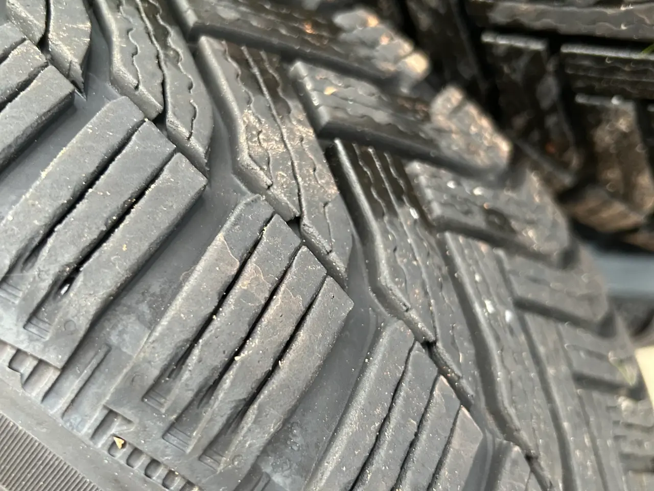 Billede 3 - 17” Michelin Alpine vinterdæk på alufælge sælges