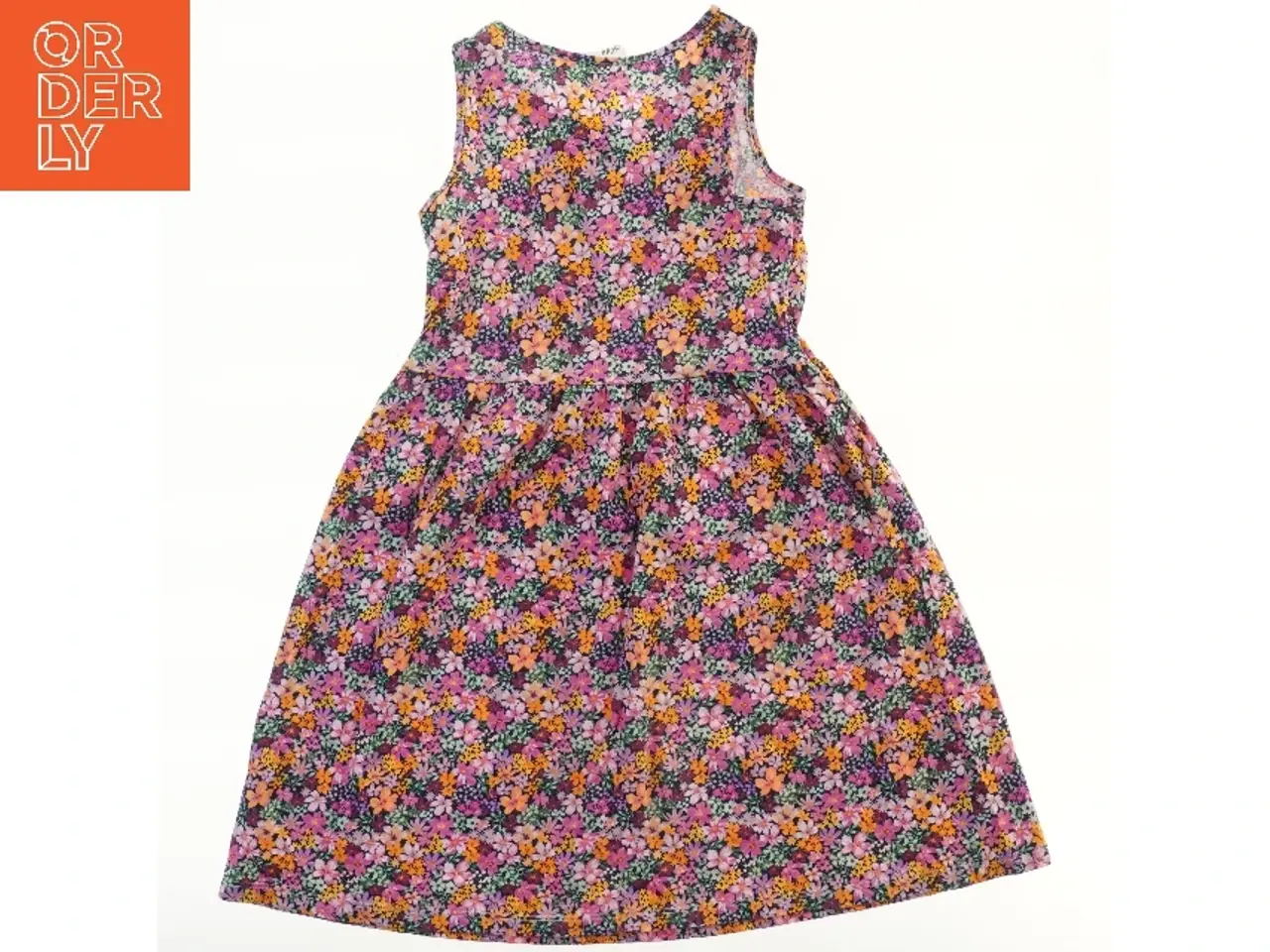 Billede 2 - Blomsterkjole fra H&M (str. 134)