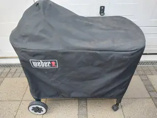 Weber kuglegrill 57cm med gastænding.