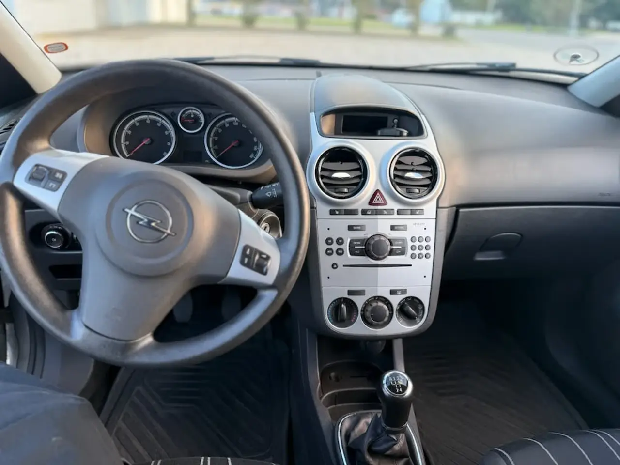 Billede 6 - Opel Corsa D – 2010, 1.0 benzin.