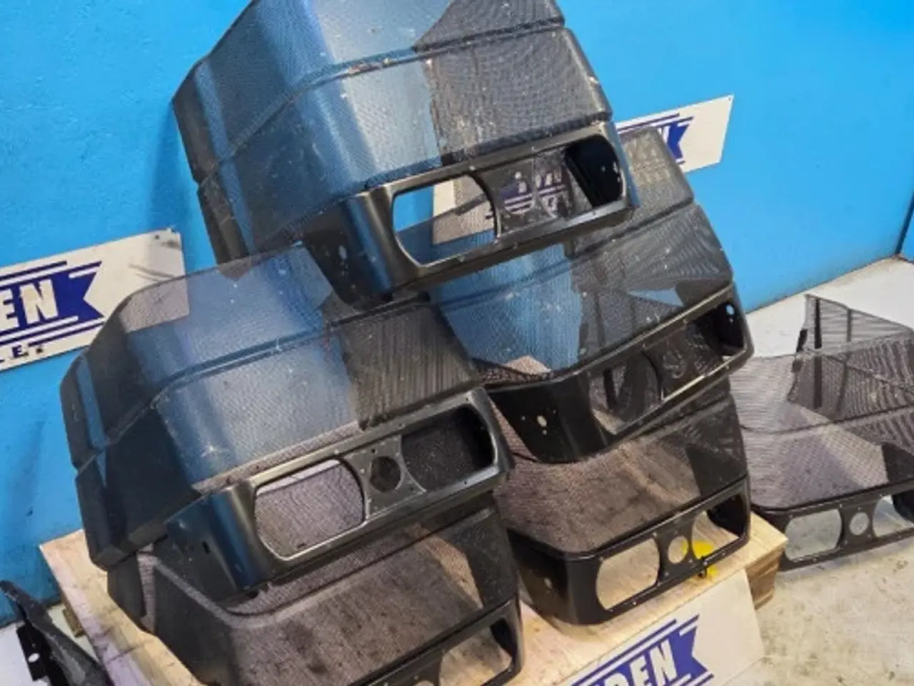 Billede 12 - New Holland TN75F Gitter 5177164 7Stk