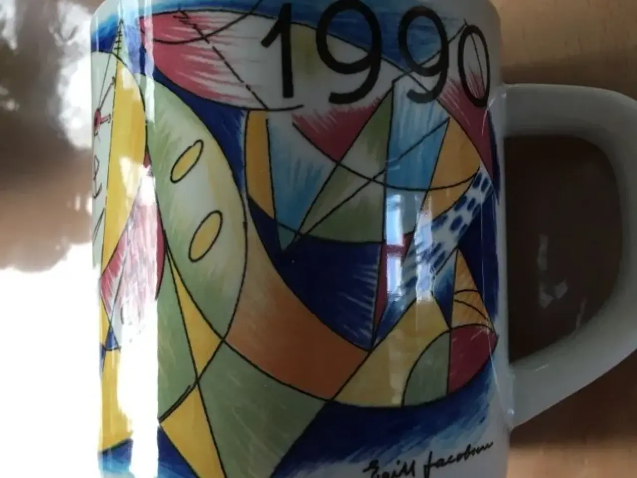 Billede 1 - Årskrus fra 1990 (stor)
