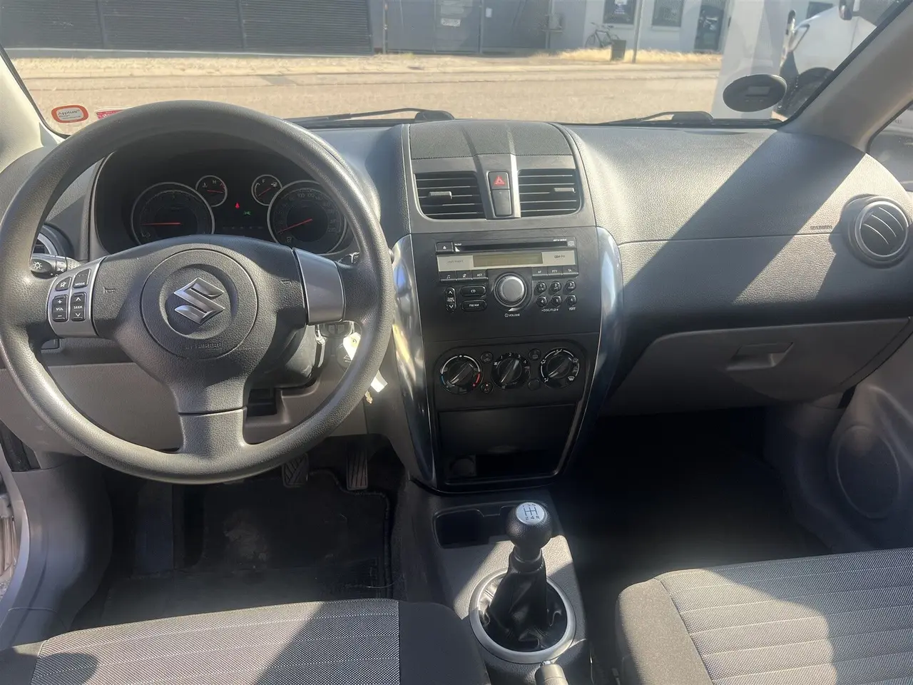 Billede 4 - Suzuki SX4 1,6 16V GL A/C 120HK 5d