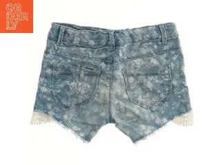 Denim shorts med blonder fra Name It (str. 128)